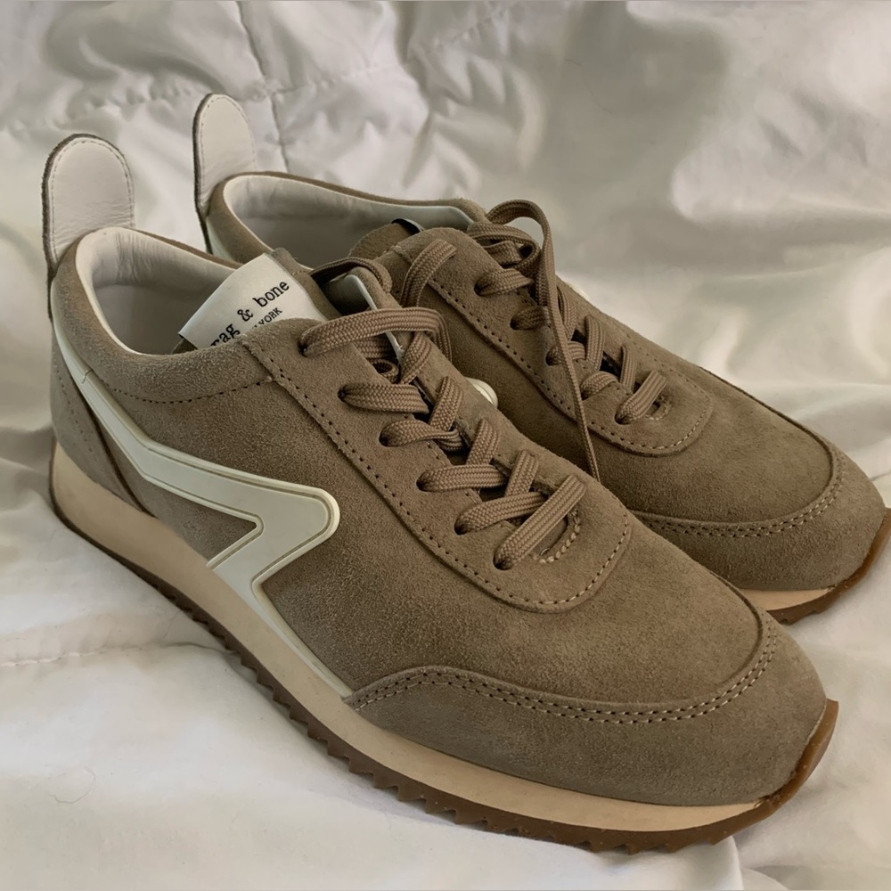 NWOB Rag & Bone Retro Runner Tan Suede Size 38 EUR